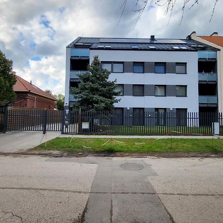 Tisza River Apartman Szeged Esterno foto