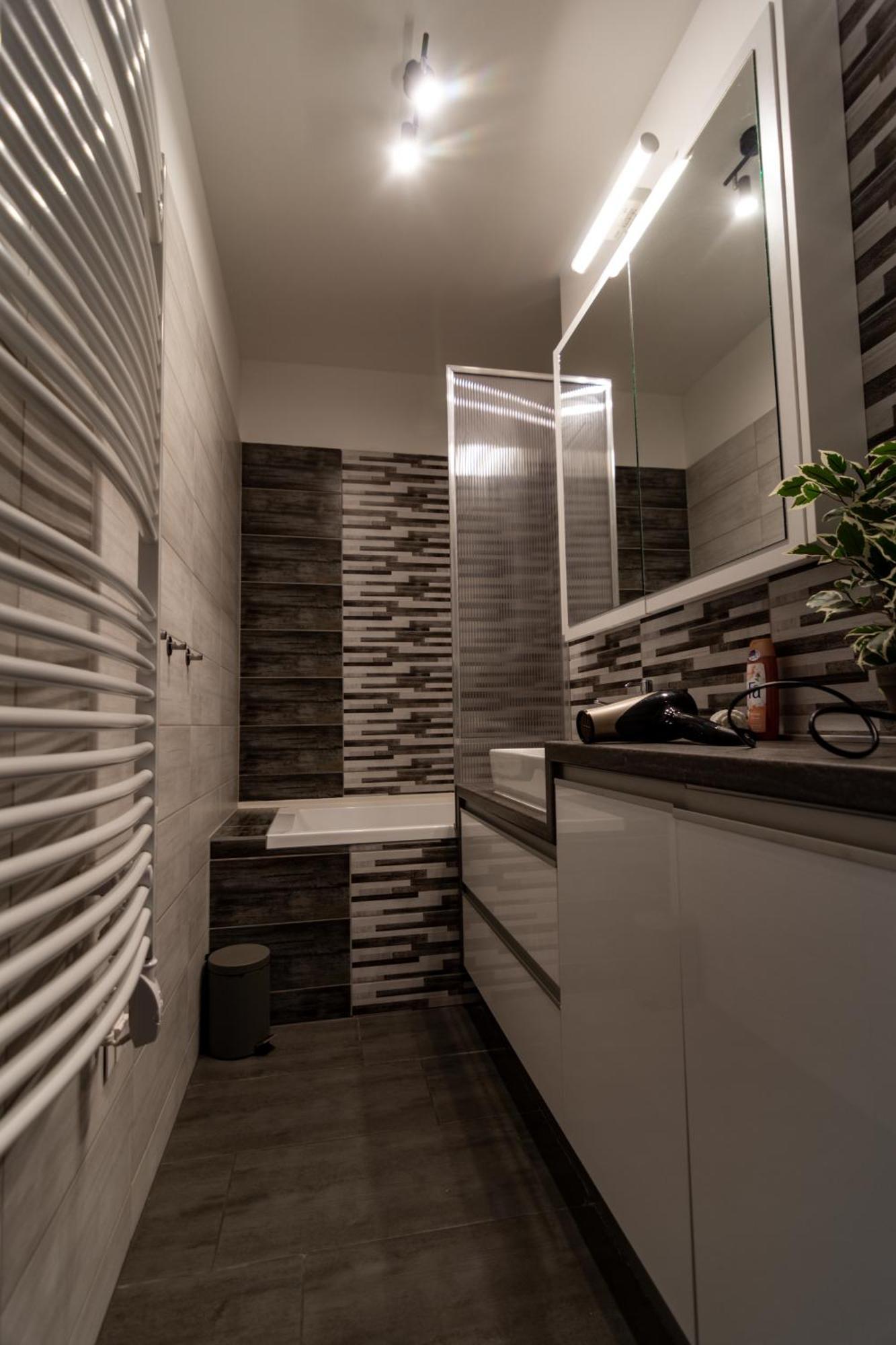 Tisza River Apartman Szeged Esterno foto